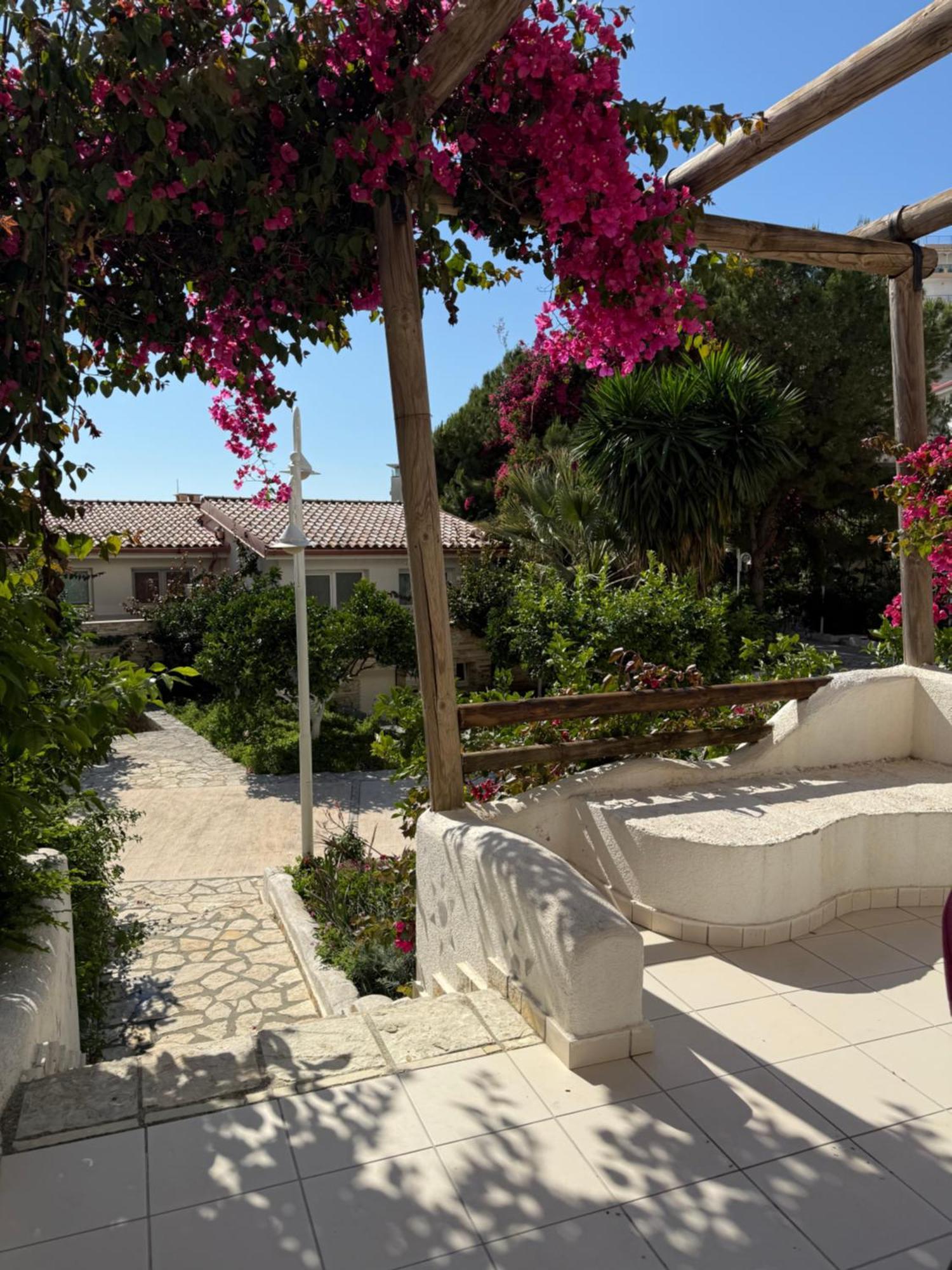 Bellavista Apartments Bougainville Bay Sarandë Exterior foto